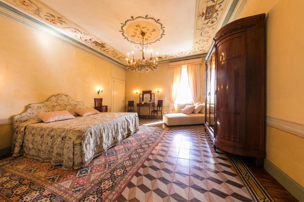 Castello Degli Angeli Ξενοδοχείο Carobbio degli Angeli Εξωτερικό φωτογραφία