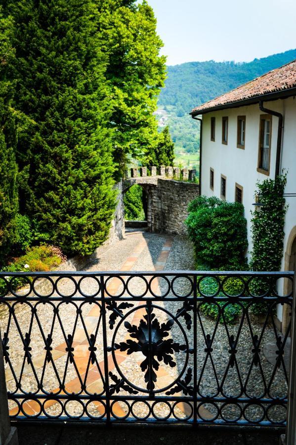 Castello Degli Angeli Ξενοδοχείο Carobbio degli Angeli Εξωτερικό φωτογραφία