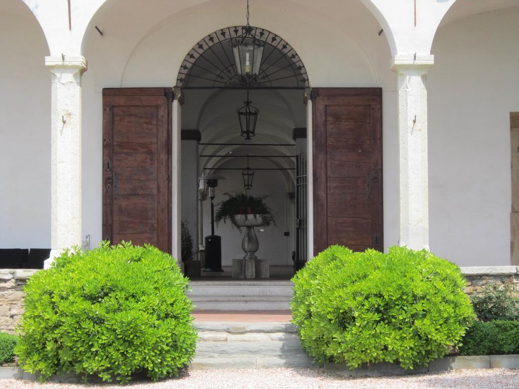 Castello Degli Angeli Ξενοδοχείο Carobbio degli Angeli Εξωτερικό φωτογραφία