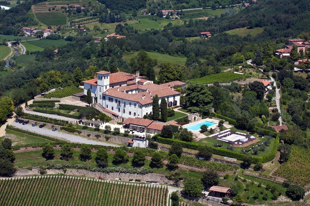 Castello Degli Angeli Ξενοδοχείο Carobbio degli Angeli Εξωτερικό φωτογραφία